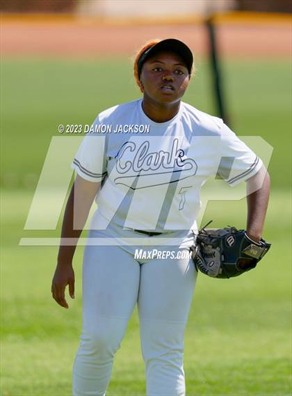 Thumbnail 2 in Clark vs Moapa Valley (NIAA 3A Southern Round 1) photogallery.
