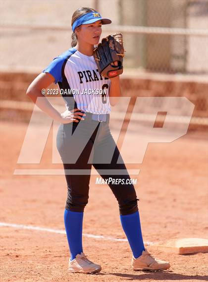 Thumbnail 3 in Clark vs Moapa Valley (NIAA 3A Southern Round 1) photogallery.