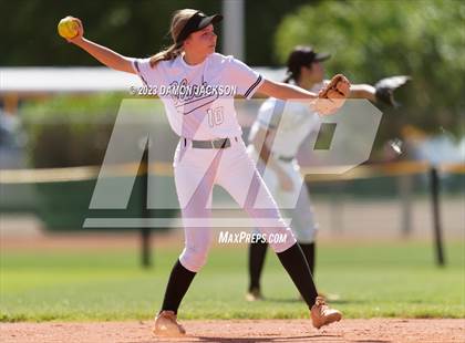 Thumbnail 3 in Clark vs Moapa Valley (NIAA 3A Southern Round 1) photogallery.
