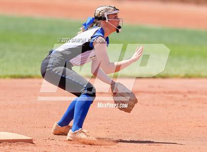 Thumbnail 1 in Clark vs Moapa Valley (NIAA 3A Southern Round 1) photogallery.