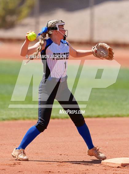 Thumbnail 1 in Clark vs Moapa Valley (NIAA 3A Southern Round 1) photogallery.