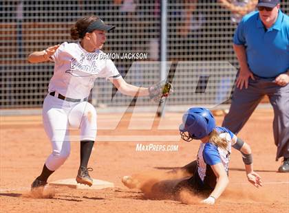 Thumbnail 3 in Clark vs Moapa Valley (NIAA 3A Southern Round 1) photogallery.