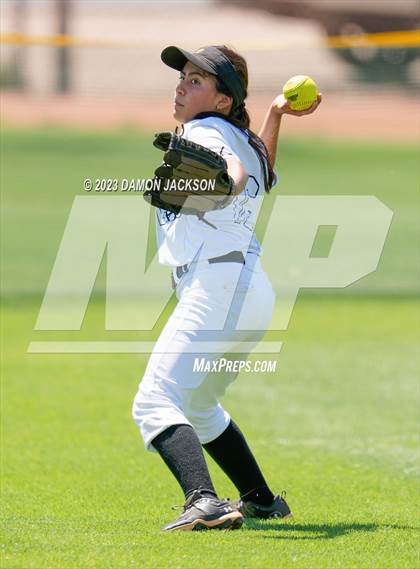 Thumbnail 2 in Clark vs Moapa Valley (NIAA 3A Southern Round 1) photogallery.