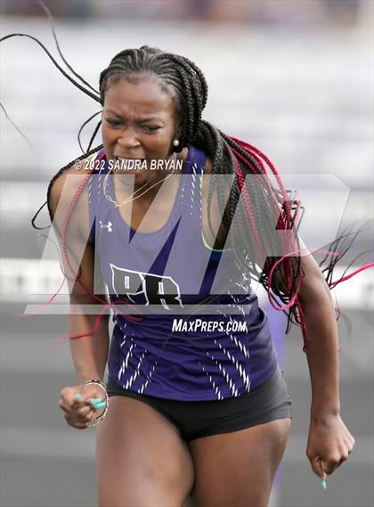 Thumbnail 1 in Porter Ridge Track Meet photogallery.