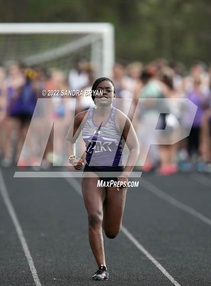 Thumbnail 3 in Porter Ridge Track Meet photogallery.