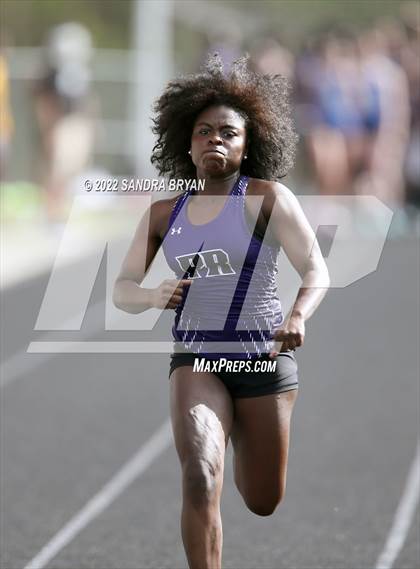 Thumbnail 1 in Porter Ridge Track Meet photogallery.
