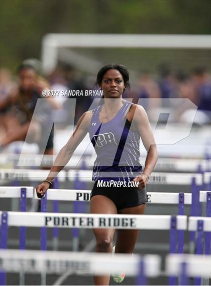 Thumbnail 2 in Porter Ridge Track Meet photogallery.