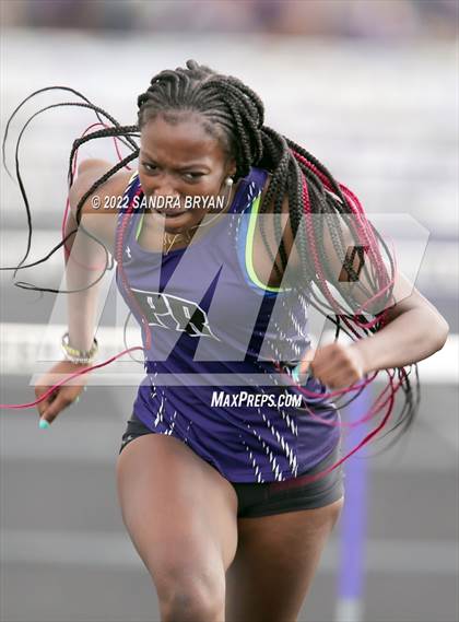 Thumbnail 3 in Porter Ridge Track Meet photogallery.
