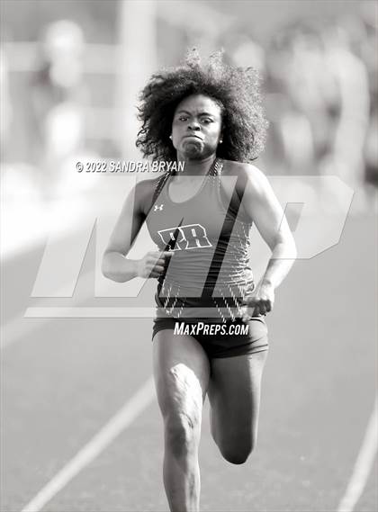 Thumbnail 2 in Porter Ridge Track Meet photogallery.