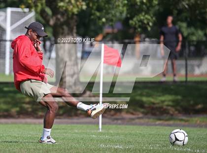 Thumbnail 3 in Coginchaug Regional @ Cromwell photogallery.