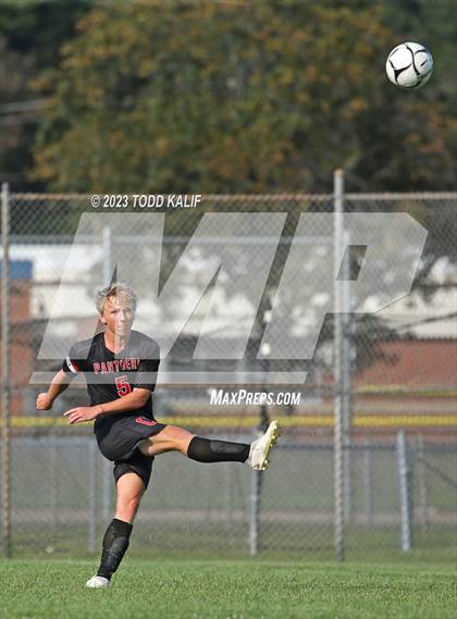 Thumbnail 3 in Coginchaug Regional @ Cromwell photogallery.
