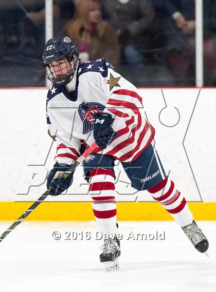 Thumbnail 1 in Catholic Memorial vs St. John's Prep photogallery.