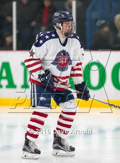 Thumbnail 3 in Catholic Memorial vs St. John's Prep photogallery.