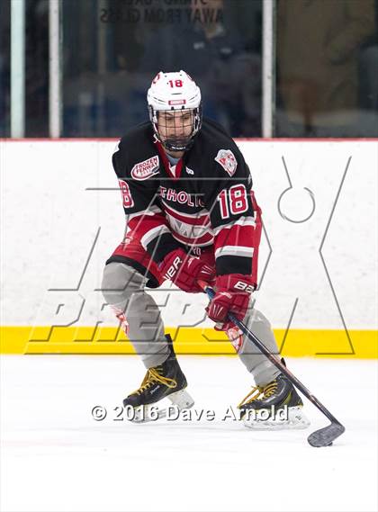 Thumbnail 3 in Catholic Memorial vs St. John's Prep photogallery.