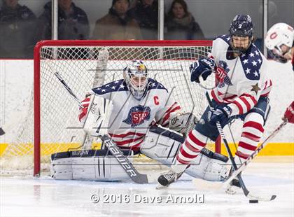 Thumbnail 2 in Catholic Memorial vs St. John's Prep photogallery.