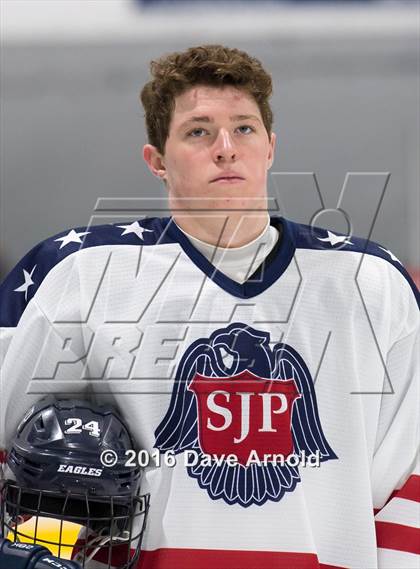 Thumbnail 1 in Catholic Memorial vs St. John's Prep photogallery.