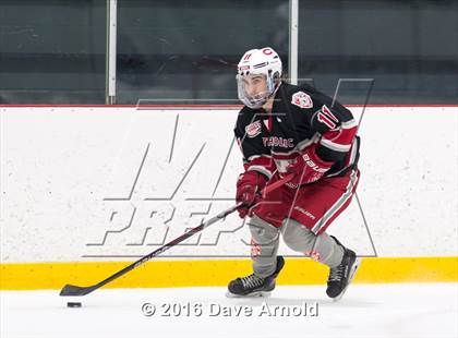 Thumbnail 2 in Catholic Memorial vs St. John's Prep photogallery.