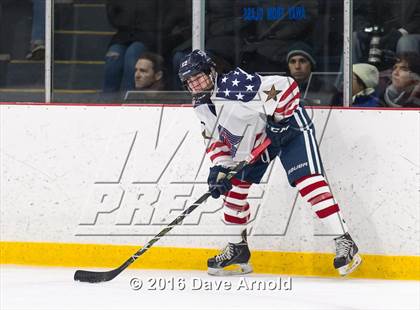 Thumbnail 2 in Catholic Memorial vs St. John's Prep photogallery.