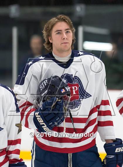 Thumbnail 3 in Catholic Memorial vs St. John's Prep photogallery.