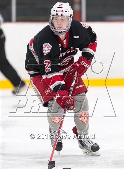 Thumbnail 3 in Catholic Memorial vs St. John's Prep photogallery.