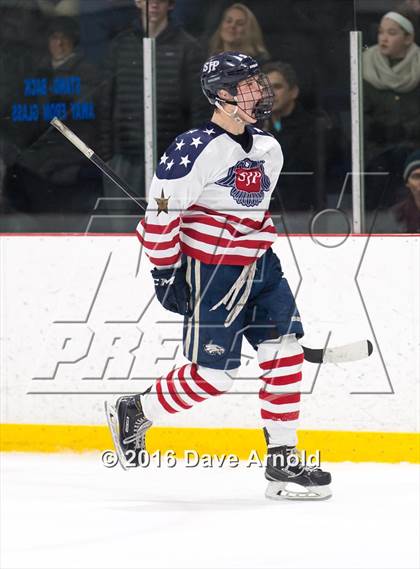 Thumbnail 2 in Catholic Memorial vs St. John's Prep photogallery.