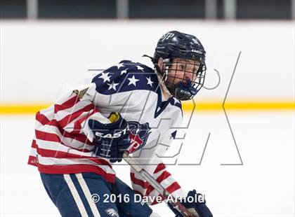 Thumbnail 2 in Catholic Memorial vs St. John's Prep photogallery.