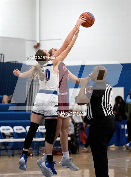 Thumbnail 2 in Van Buren County vs Jackson County (Battle At The Creek) photogallery.