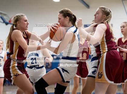 Thumbnail 2 in Van Buren County vs Jackson County (Battle At The Creek) photogallery.