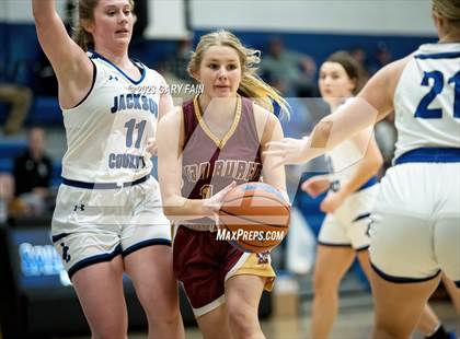 Thumbnail 3 in Van Buren County vs Jackson County (Battle At The Creek) photogallery.