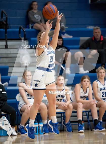 Thumbnail 2 in Van Buren County vs Jackson County (Battle At The Creek) photogallery.