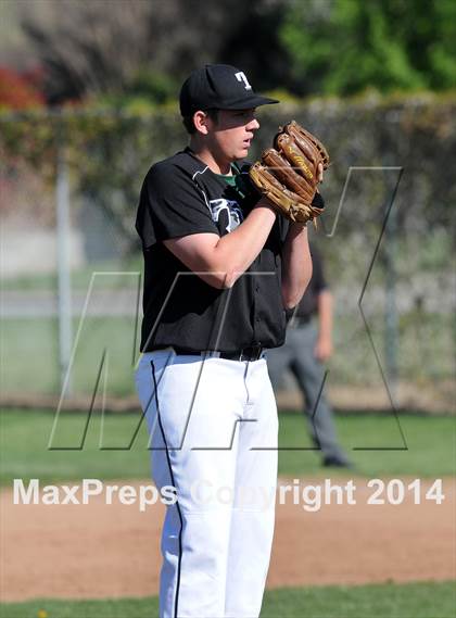 Thumbnail 2 in East Bakersfield @ Tehachapi photogallery.