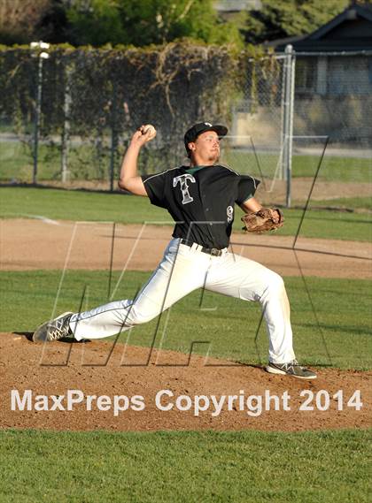 Thumbnail 2 in East Bakersfield @ Tehachapi photogallery.