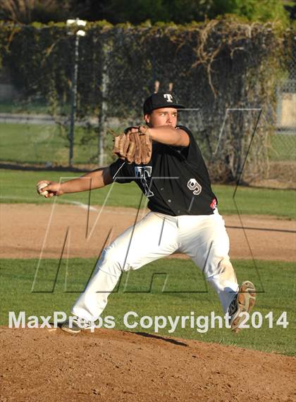 Thumbnail 1 in East Bakersfield @ Tehachapi photogallery.