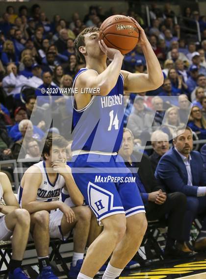 Thumbnail 3 in Highlands vs Covington Catholic (ninth region championship) photogallery.