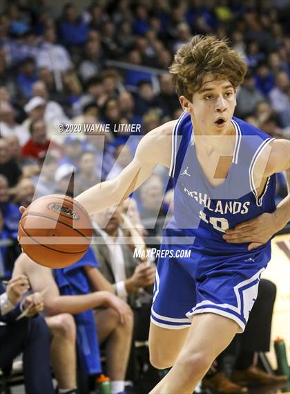 Thumbnail 3 in Highlands vs Covington Catholic (ninth region championship) photogallery.