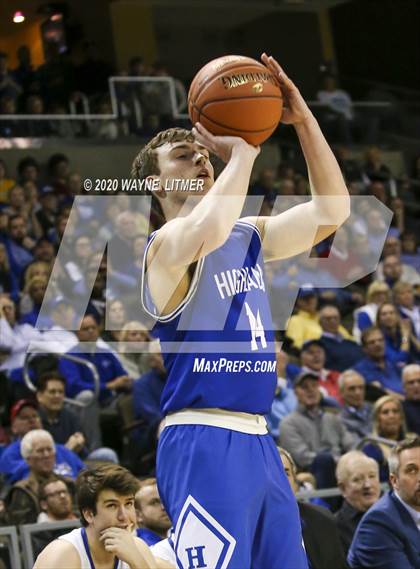 Thumbnail 3 in Highlands vs Covington Catholic (ninth region championship) photogallery.
