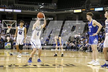 Thumbnail 1 in Highlands vs Covington Catholic (ninth region championship) photogallery.