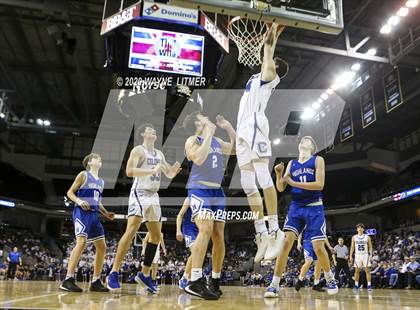 Thumbnail 1 in Highlands vs Covington Catholic (ninth region championship) photogallery.