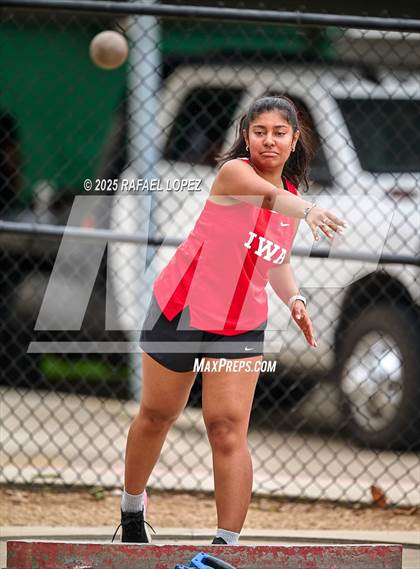 Thumbnail 1 in Eagle No Tax Relays (Shot Put) photogallery.