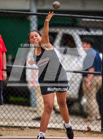 Thumbnail 1 in Eagle No Tax Relays (Shot Put) photogallery.