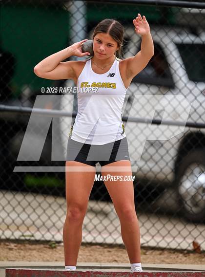 Thumbnail 3 in Eagle No Tax Relays (Shot Put) photogallery.