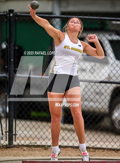 Thumbnail 1 in Eagle No Tax Relays (Shot Put) photogallery.