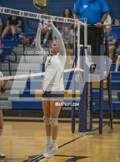 Thumbnail 1 in JV: New Hanover @ North Brunswick photogallery.
