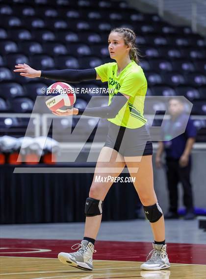 Thumbnail 3 in Blum vs. Neches (UIL 1A Volleyball Semifinal) photogallery.
