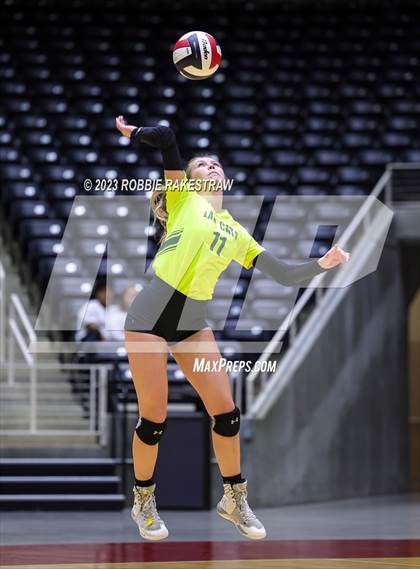 Thumbnail 2 in Blum vs. Neches (UIL 1A Volleyball Semifinal) photogallery.