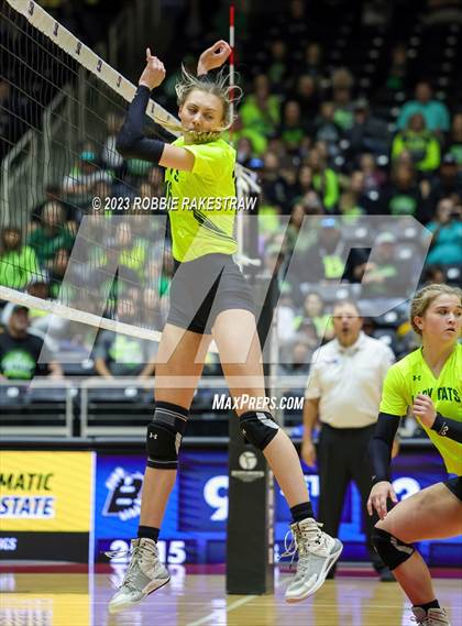 Thumbnail 2 in Blum vs. Neches (UIL 1A Volleyball Semifinal) photogallery.