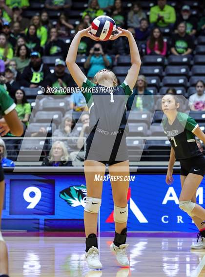 Thumbnail 2 in Blum vs. Neches (UIL 1A Volleyball Semifinal) photogallery.