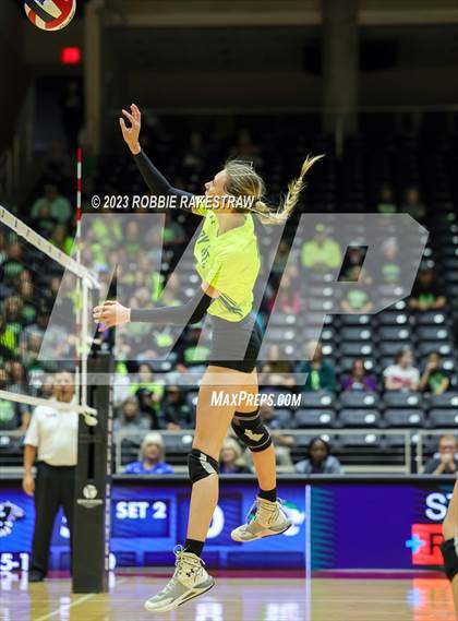 Thumbnail 1 in Blum vs. Neches (UIL 1A Volleyball Semifinal) photogallery.