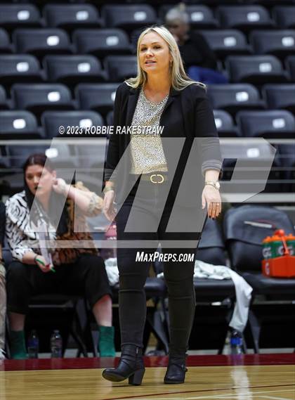 Thumbnail 3 in Blum vs. Neches (UIL 1A Volleyball Semifinal) photogallery.