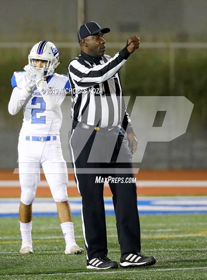 Thumbnail 3 in El Camino Real vs. Reseda (CIF LACS D1 Final) photogallery.